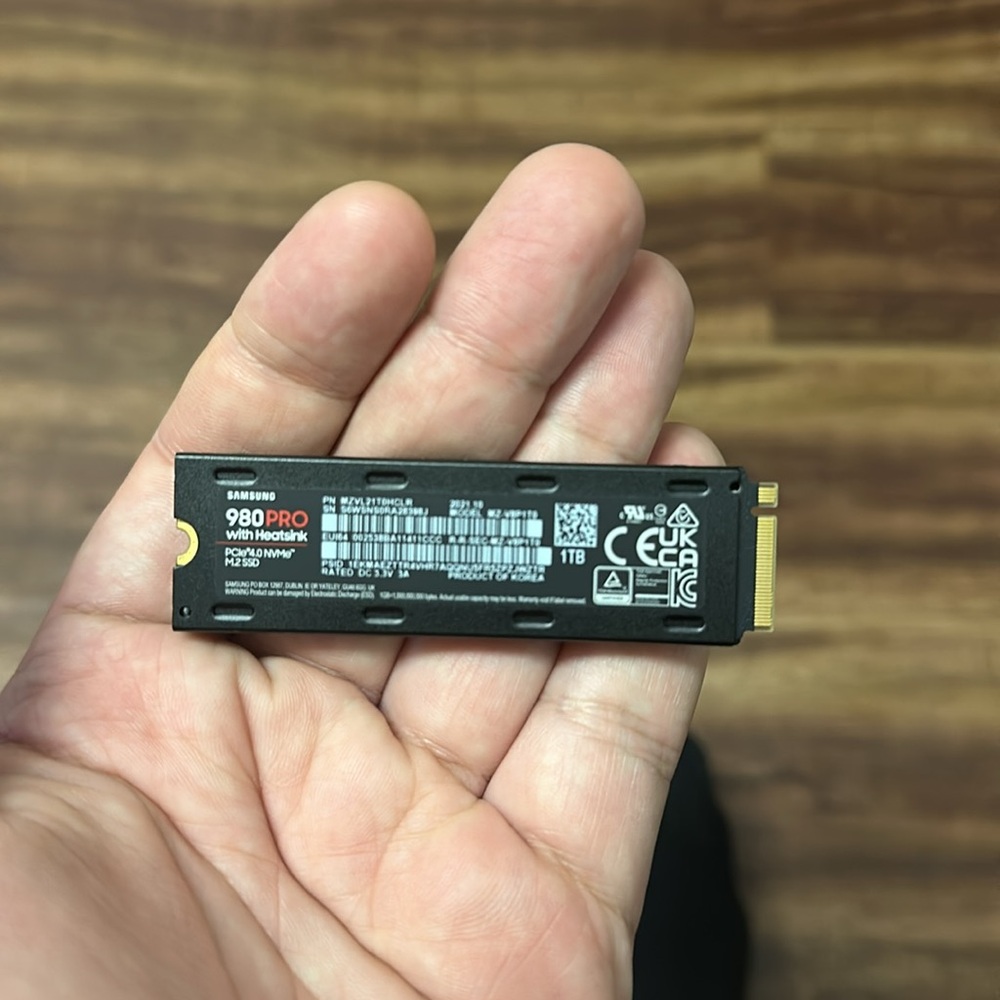 Samsung 980 Pro SSD with heatsink 1TB - Picture 2 of 2